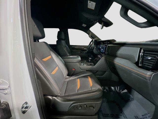 2022 GMC Sierra 1500 4WD Crew Cab Short Box AT4