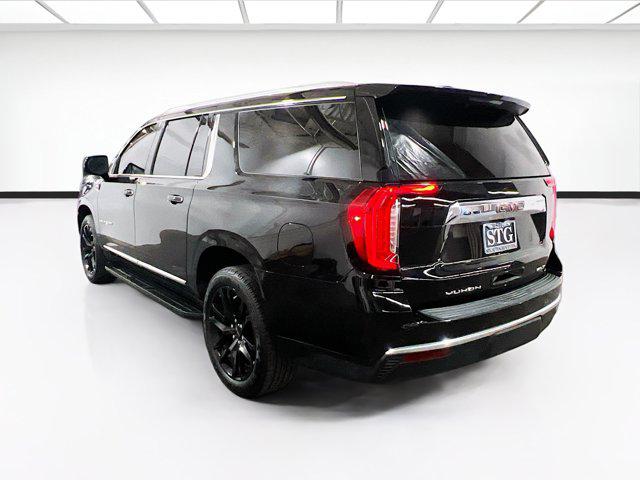 2023 GMC Yukon XL 4WD SLT