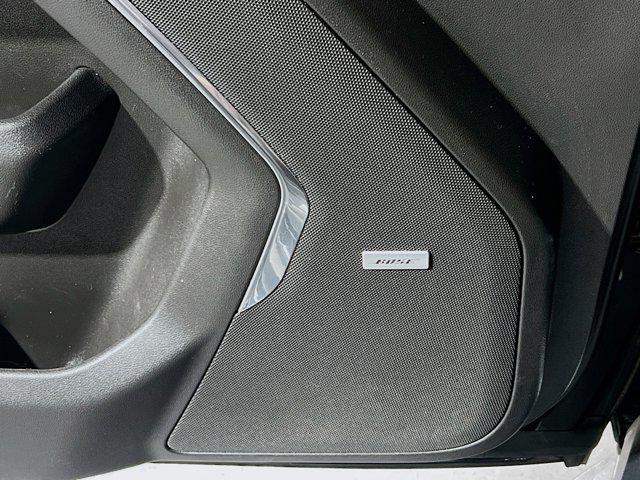 2023 GMC Yukon XL 4WD SLT