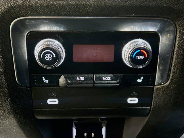 2023 GMC Yukon XL 4WD SLT
