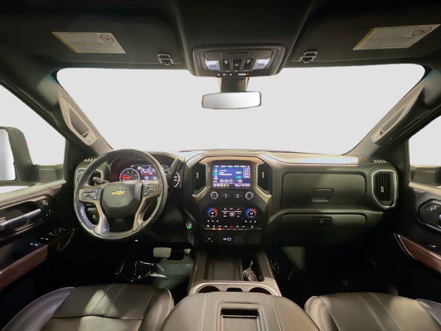 2022 Chevrolet Silverado 2500HD 4WD Crew Cab Standard Bed High Country