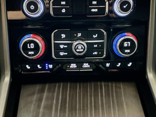 2022 GMC Yukon XL 4WD Denali