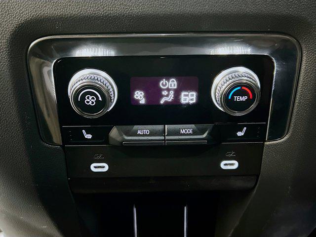 2022 GMC Yukon XL 4WD Denali