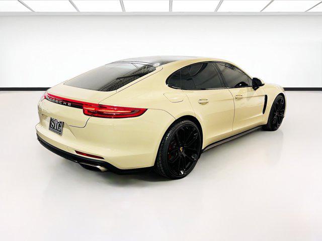 2018 Porsche Panamera 4