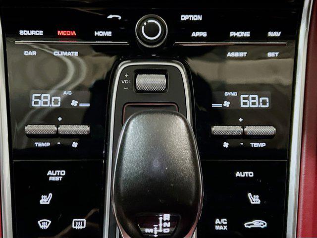 2018 Porsche Panamera 4