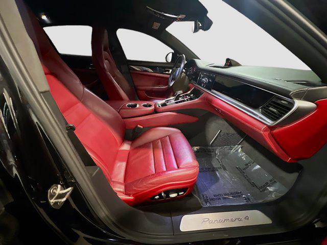 2018 Porsche Panamera 4
