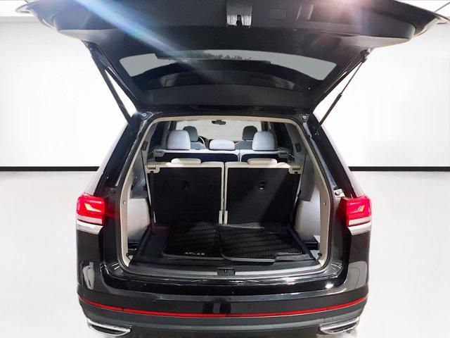 2025 Volkswagen Atlas 2.0T SE