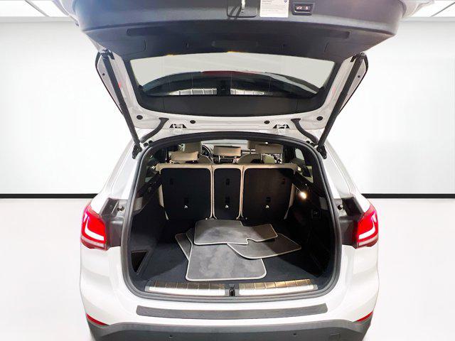 2021 BMW X1 sDrive28i