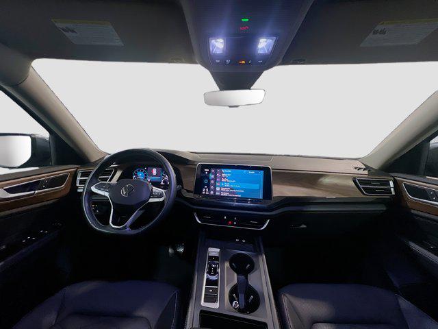 2025 Volkswagen Atlas 2.0T SE