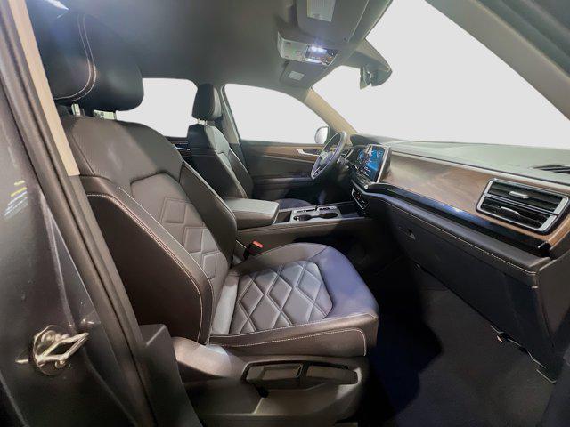 2025 Volkswagen Atlas 2.0T SE
