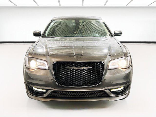 2021 Chrysler 300 Touring L