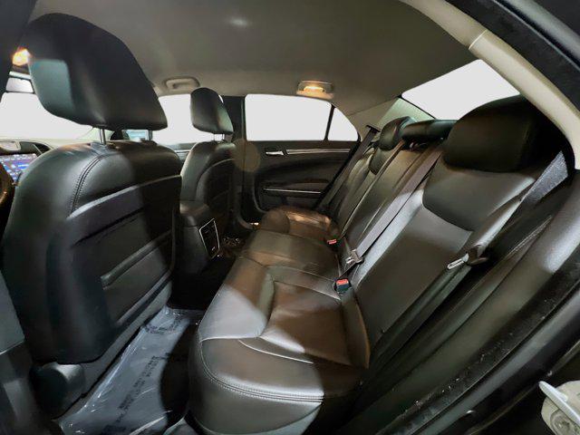 2021 Chrysler 300 Touring L
