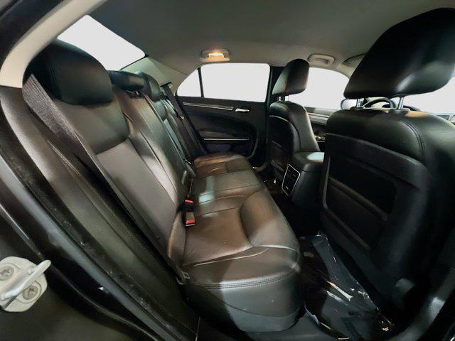 2021 Chrysler 300 Touring L
