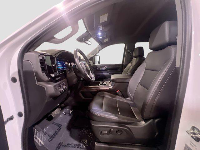 2024 Chevrolet Silverado 3500HD 4WD Crew Cab Standard Bed LTZ