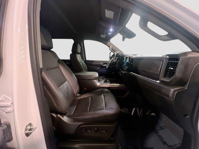 2024 Chevrolet Silverado 3500HD 4WD Crew Cab Standard Bed LTZ