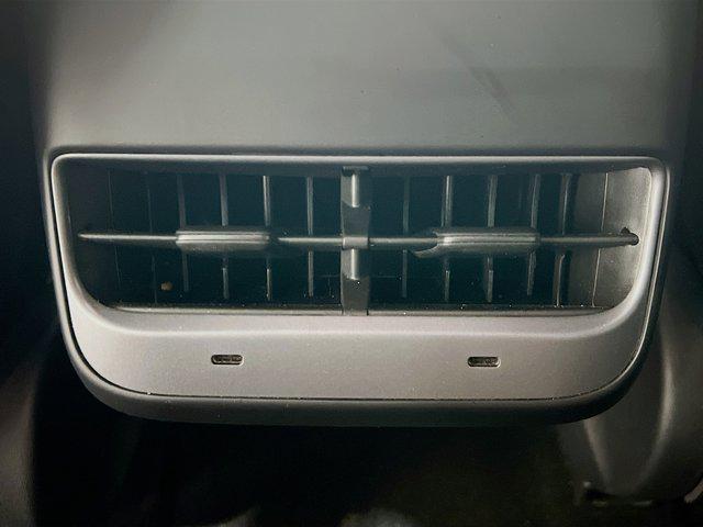 2022 Tesla Model 3 Long Range Dual Motor All-Wheel Drive