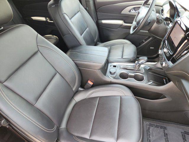 2023 Chevrolet Traverse AWD LT Leather