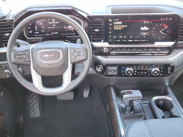 2026 GMC Sierra 1500 Crew Cab, Short Bed, SLT, 4WD