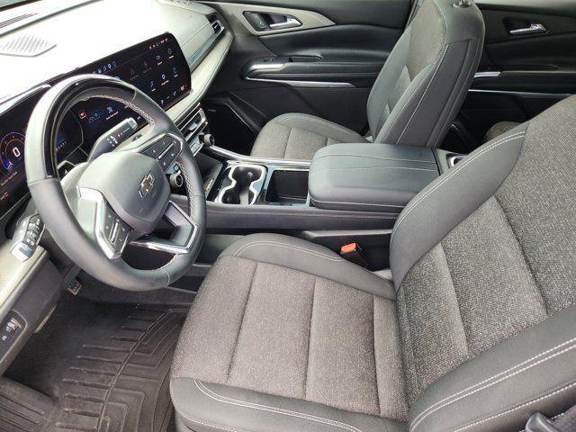 2025 Chevrolet Traverse AWD LT