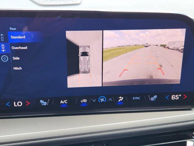 2025 Chevrolet Traverse AWD LT