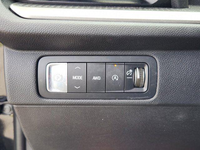 2025 Chevrolet Traverse AWD LT
