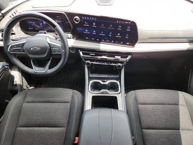 2025 Chevrolet Traverse AWD LT
