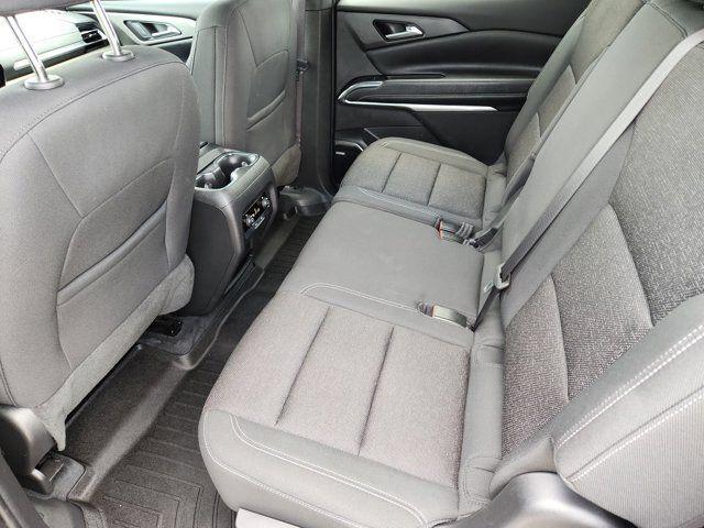 2025 Chevrolet Traverse AWD LT