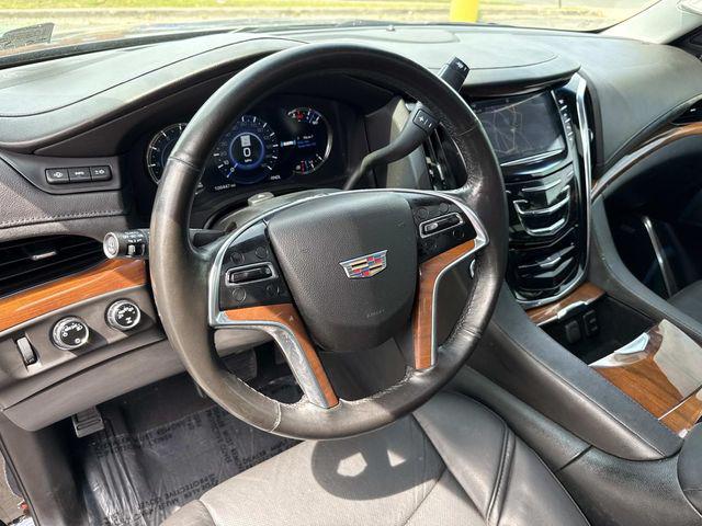 2017 Cadillac Escalade Luxury