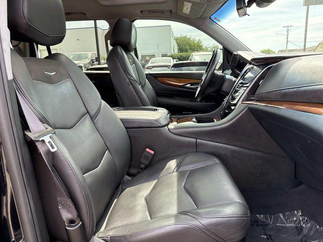 2017 Cadillac Escalade Luxury