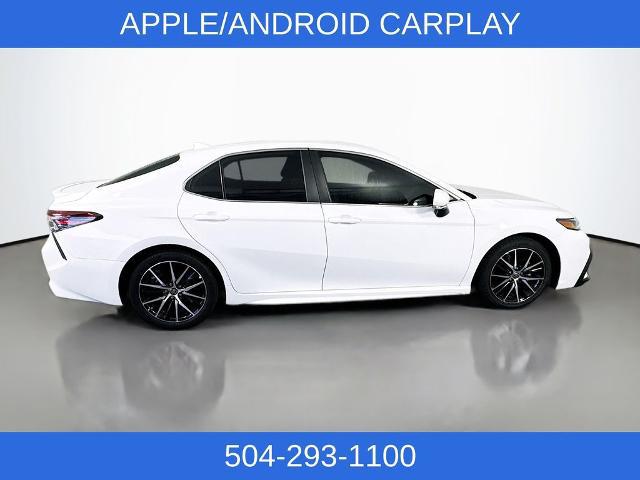 2023 Toyota Camry SE Nightshade Edition Hybrid