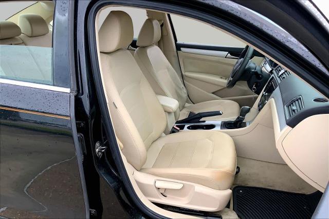 2013 Volkswagen Passat 2.5L SE