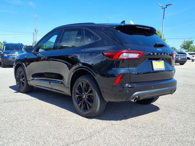 2023 Ford Escape ST-Line Elite