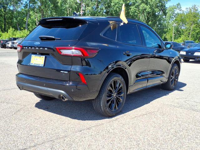 2023 Ford Escape ST-Line Elite