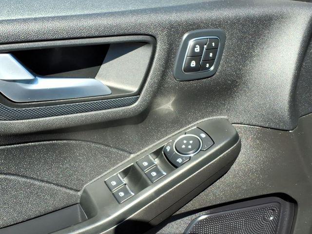 2023 Ford Escape ST-Line Elite