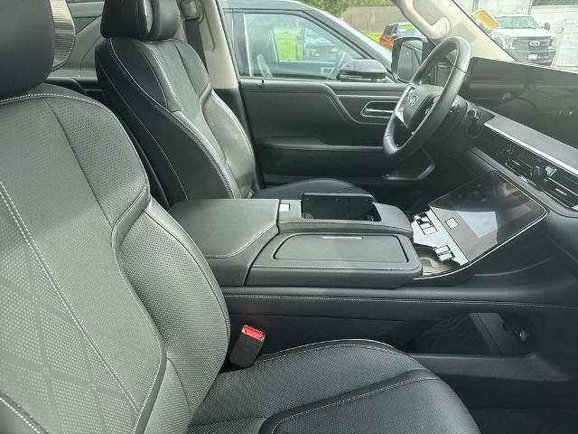 2025 INFINITI QX80 SENSORY AWD