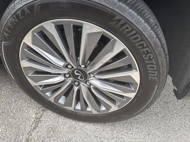 2025 INFINITI QX80 SENSORY AWD