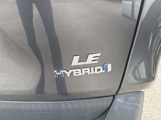 2021 Toyota RAV4 Hybrid LE