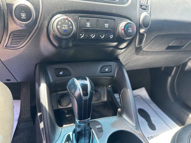 2015 Hyundai Tucson SE