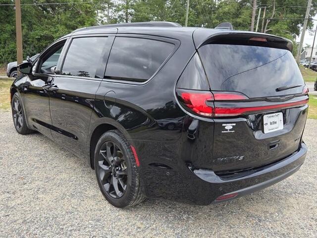 2024 Chrysler Pacifica Limited