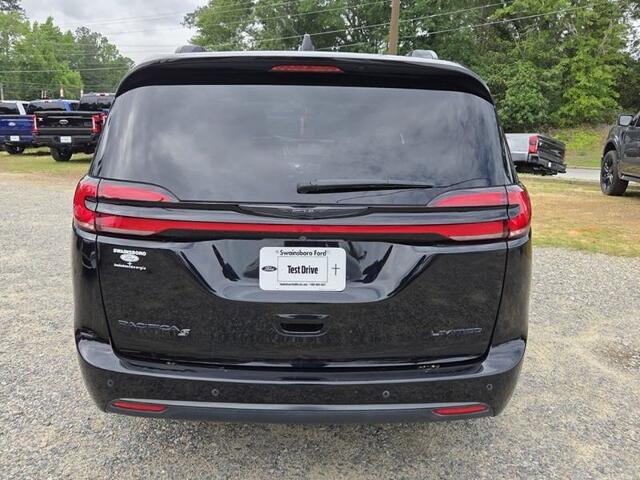 2024 Chrysler Pacifica Limited