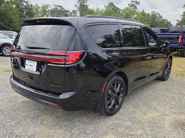 2024 Chrysler Pacifica Limited