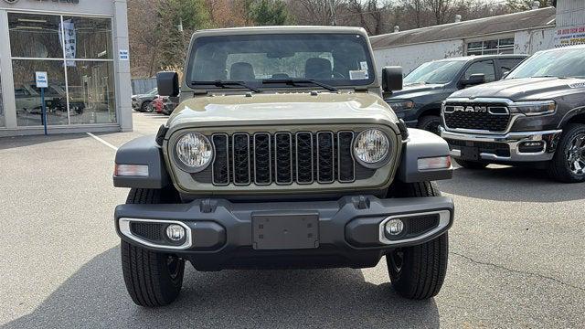2026 Jeep Gladiator GLADIATOR SPORT 4X4 2026 Jeep Gladiator GLADIATOR SPORT 4X4