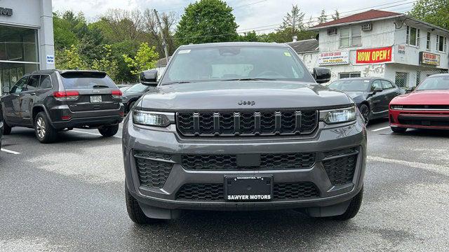 2026 Jeep Grand Cherokee GRAND CHEROKEE LAREDO ALTITUDE 4X4 2026 Jeep Grand Cherokee GRAND CHEROKEE LAREDO ALTITUDE 4X4
