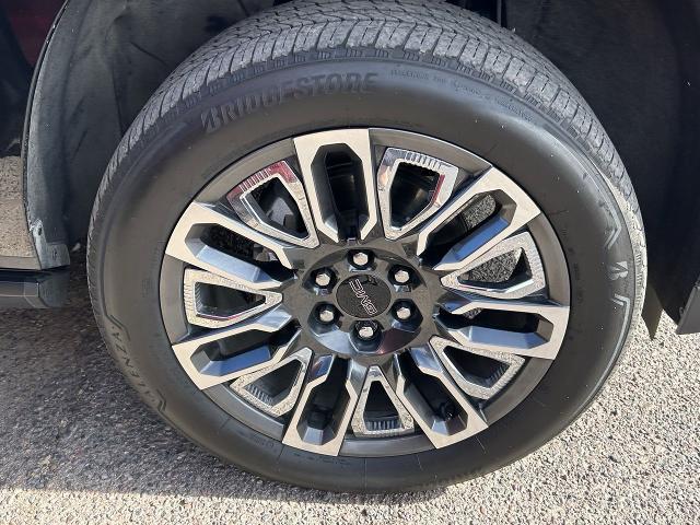 2023 GMC Yukon XL 4WD Denali Ultimate