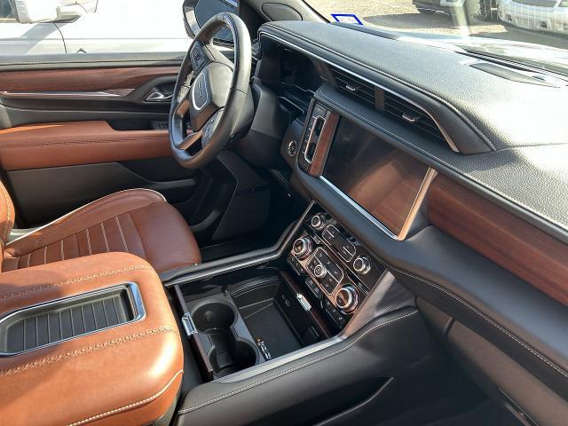 2023 GMC Yukon XL 4WD Denali Ultimate