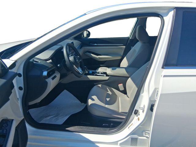 2023 Nissan Altima SV FWD
