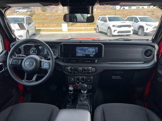 2025 Jeep Wrangler 4-Door Rubicon 4x4