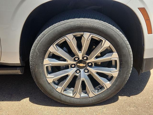 2025 Chevrolet Suburban 4WD High Country