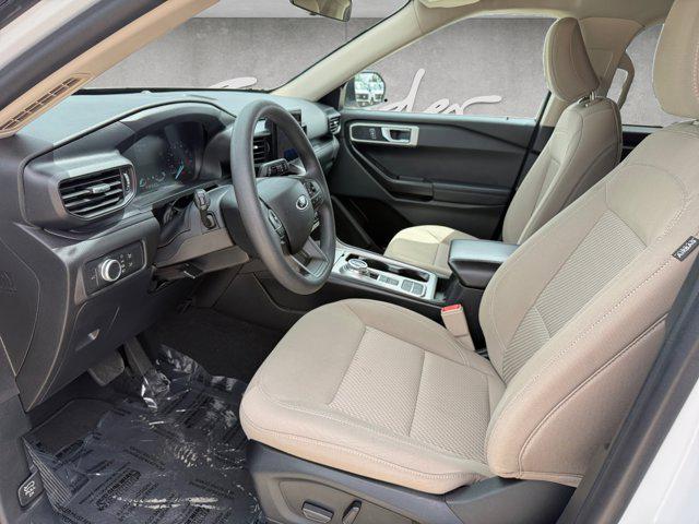 2021 Ford Explorer Base
