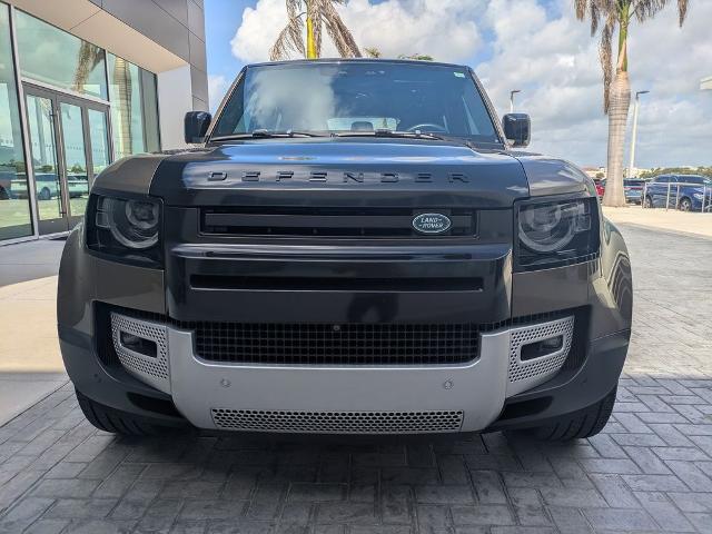 2022 Land Rover Defender 110 SE